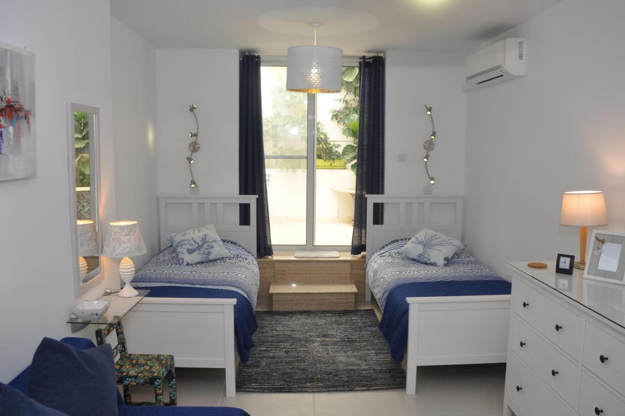 Private Apartment In Pembroke St Julians Εξωτερικό φωτογραφία
